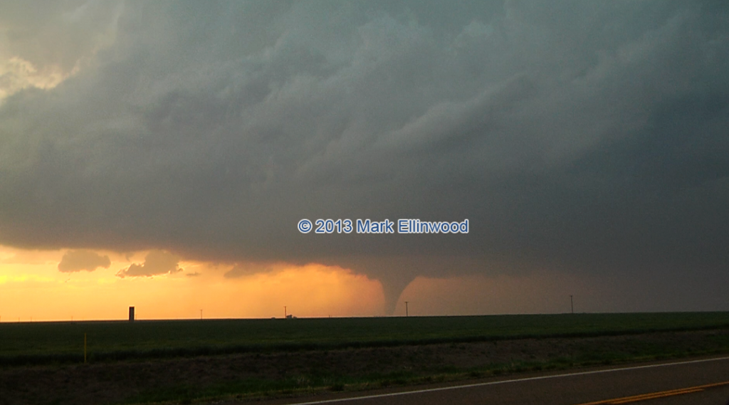 20130518_tornado1_1080