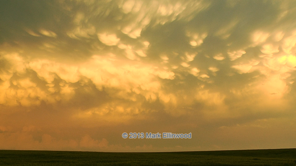 20130527_mammatus1_1080