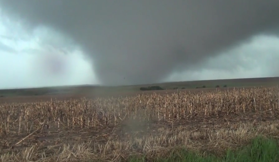 Videos from the May 6, 2015 Plains tornado outbreak
