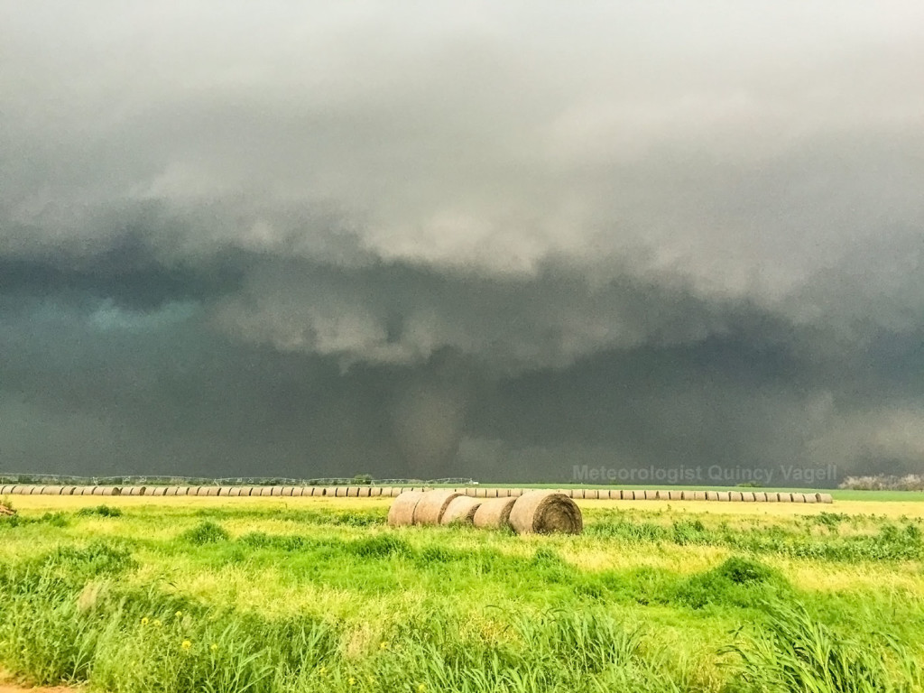 Tornado near Tipton, Oklahoma on May 16. (Quincy Vagell - Web | Twitter)