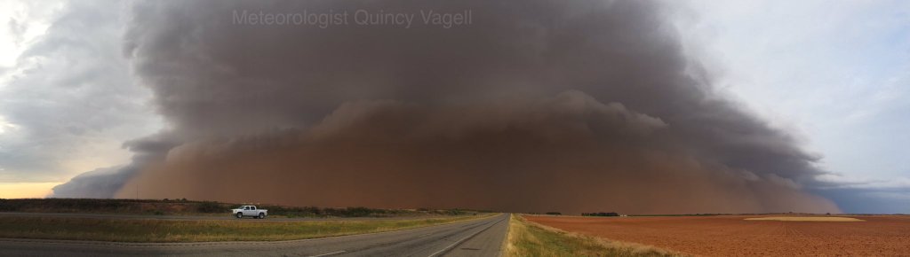 A haboob south of Lubbock, Texas. (Quincy Vagell)