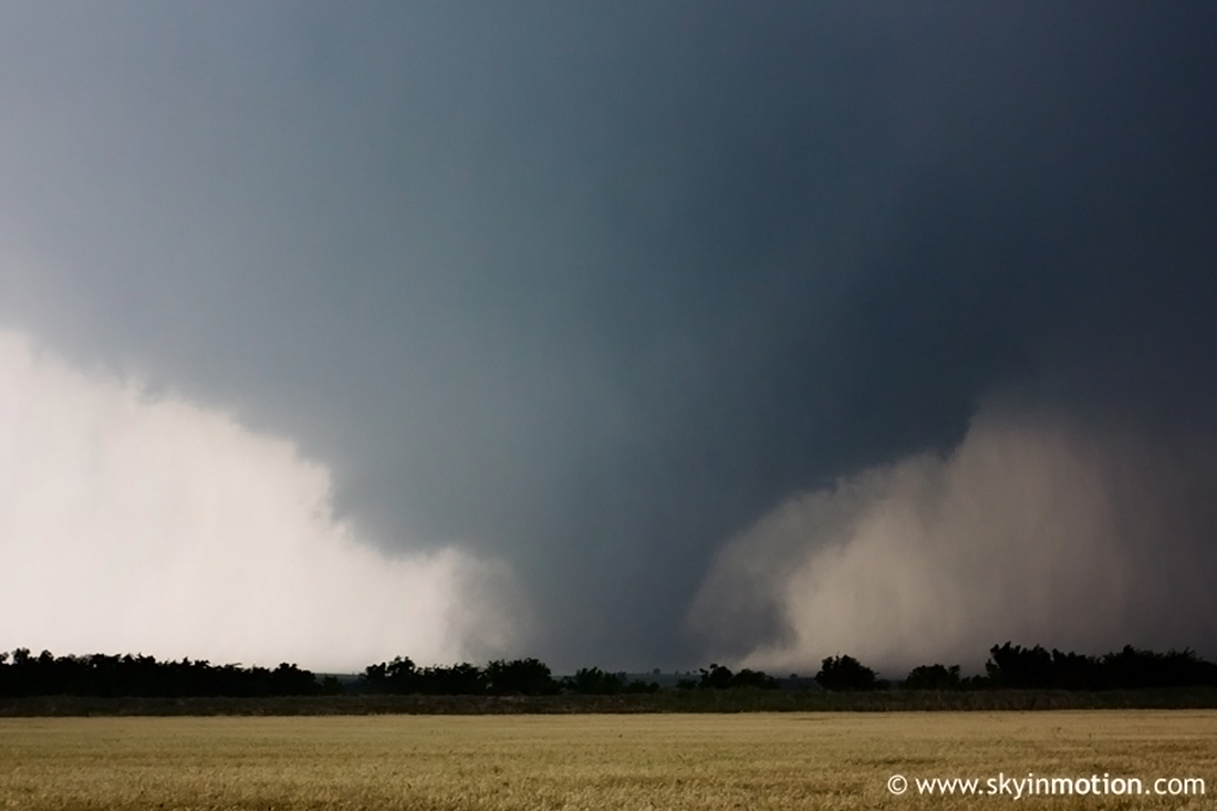 Rethinking how we conceptualize tornado days